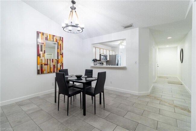 Building Photo - 745 Landover Cir