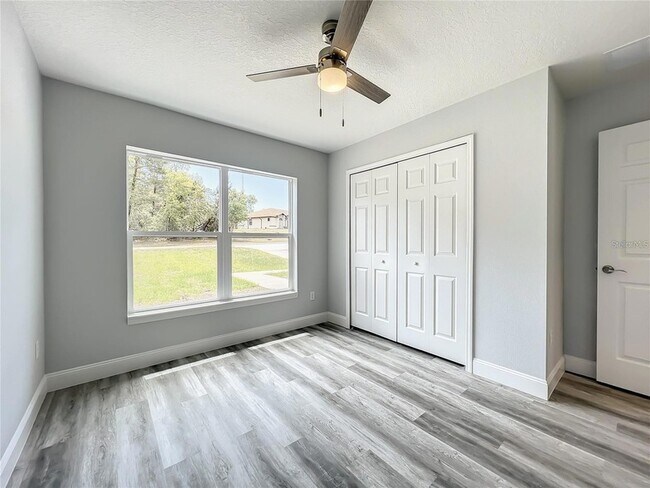 Building Photo - 15962 SW 53rd Ct