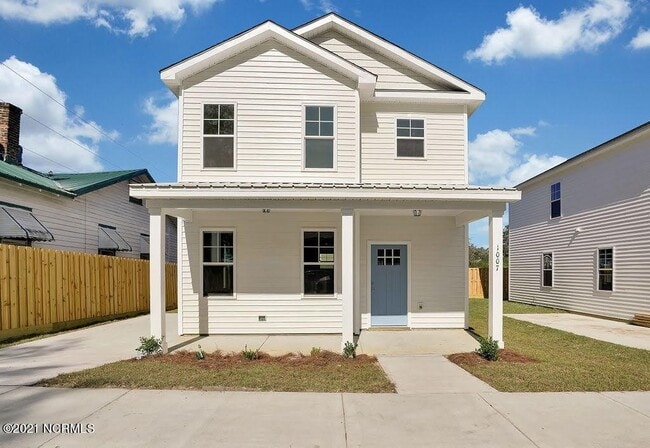 Primary Photo - 1007 Campbell St