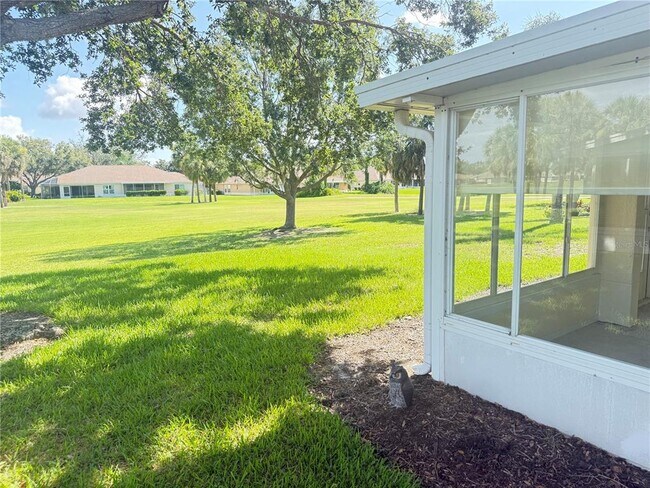 Building Photo - 2217 Brookfield Greens Cir