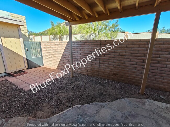 Building Photo - 2718 W Jennie Ln