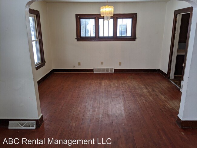 Building Photo - 3 br, 1.5 bath House - 815 West Thomas Street
