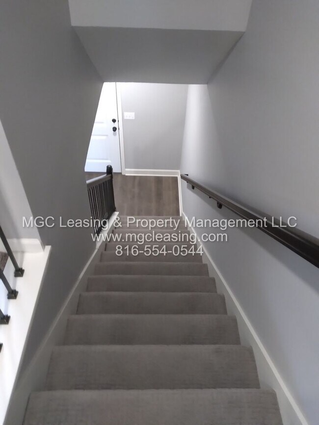 Building Photo - SERRANO, DURANGO LUXURY TOWNHOME: COMMUTER...