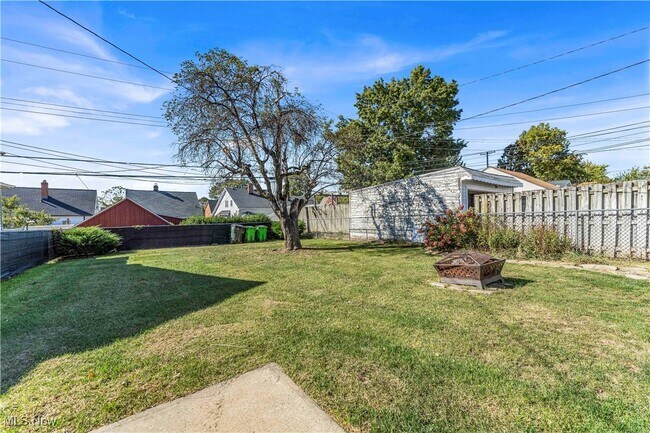 Building Photo - 4654 E 93rd St