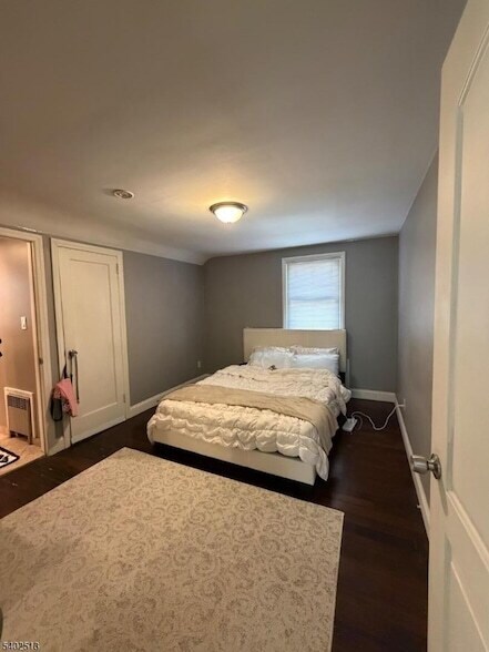 Building Photo - 255 Newark Ave