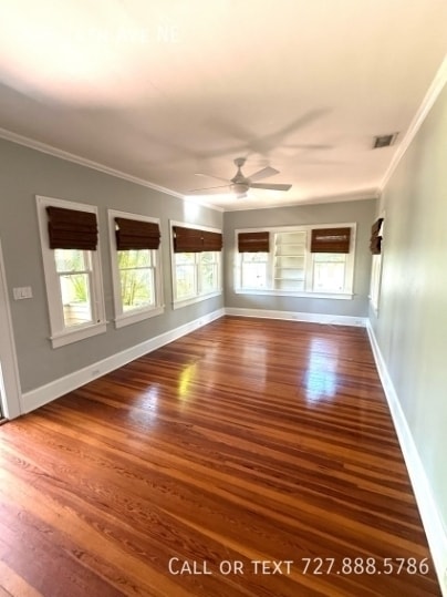 Building Photo - 325 14th Ave NE