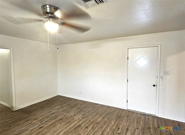 Building Photo - 105 Santa Clara St