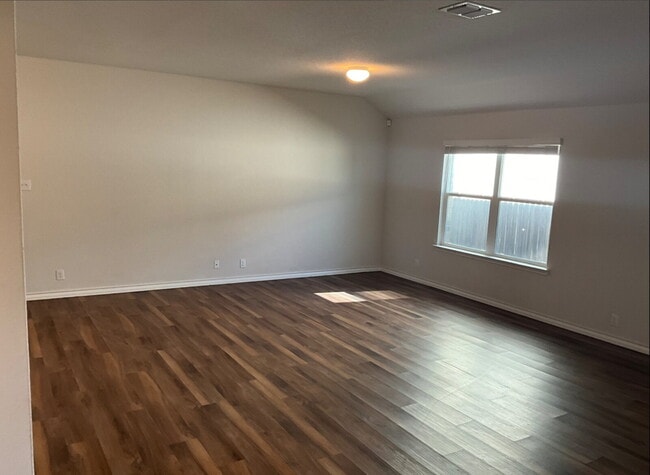 Building Photo - "Charming 4-Bedroom Home with Granite Elegance in San Antonio!"