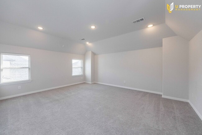 Building Photo - What's special