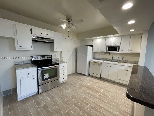 Building Photo - 2061 NW 47th Terrace