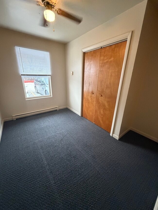 Building Photo - 25665 W Bridge St