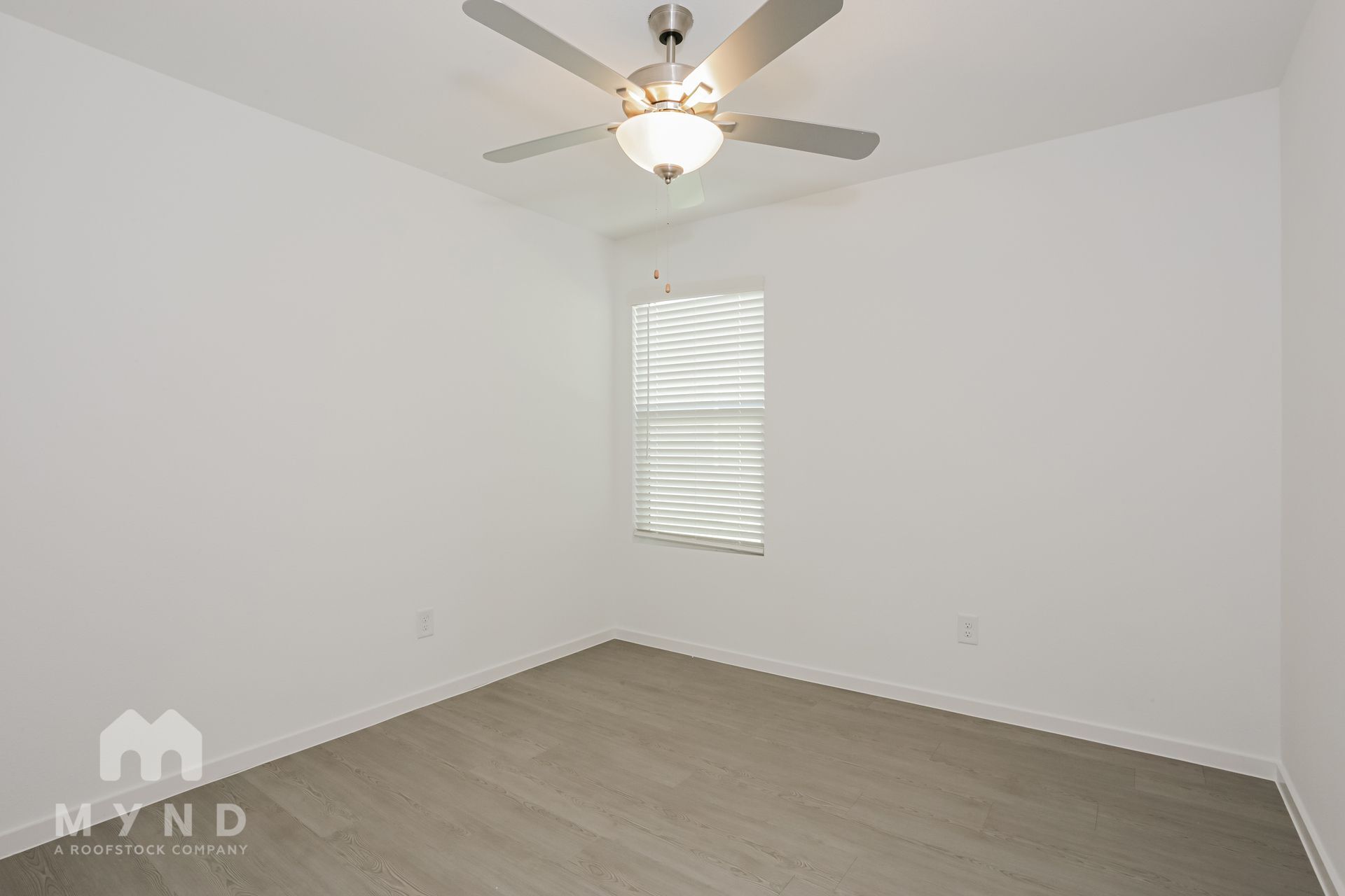 Building Photo - 2736 Ctr Crk Ln