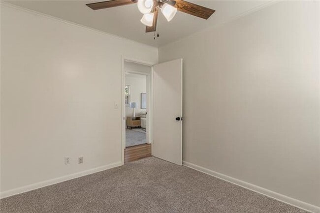 Building Photo - Beautifully Renovated 3-Bed, 2-Bath Home in Midtown Tulsa!