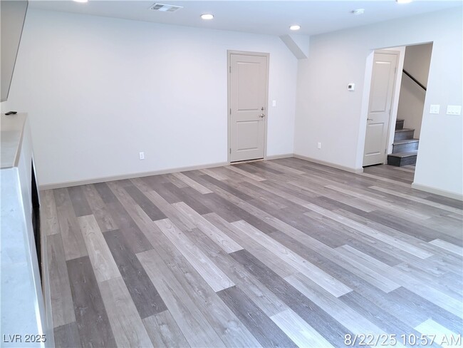Building Photo - 8037 Misty Canyon Ave