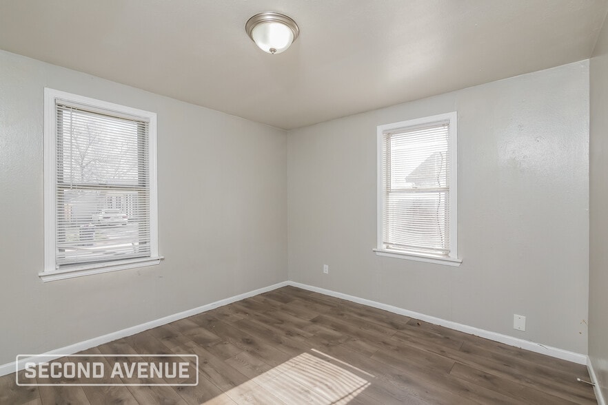 Building Photo - 3100 SW 45th St