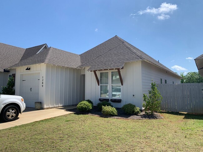 Building Photo - 1289 Foxtail Ln