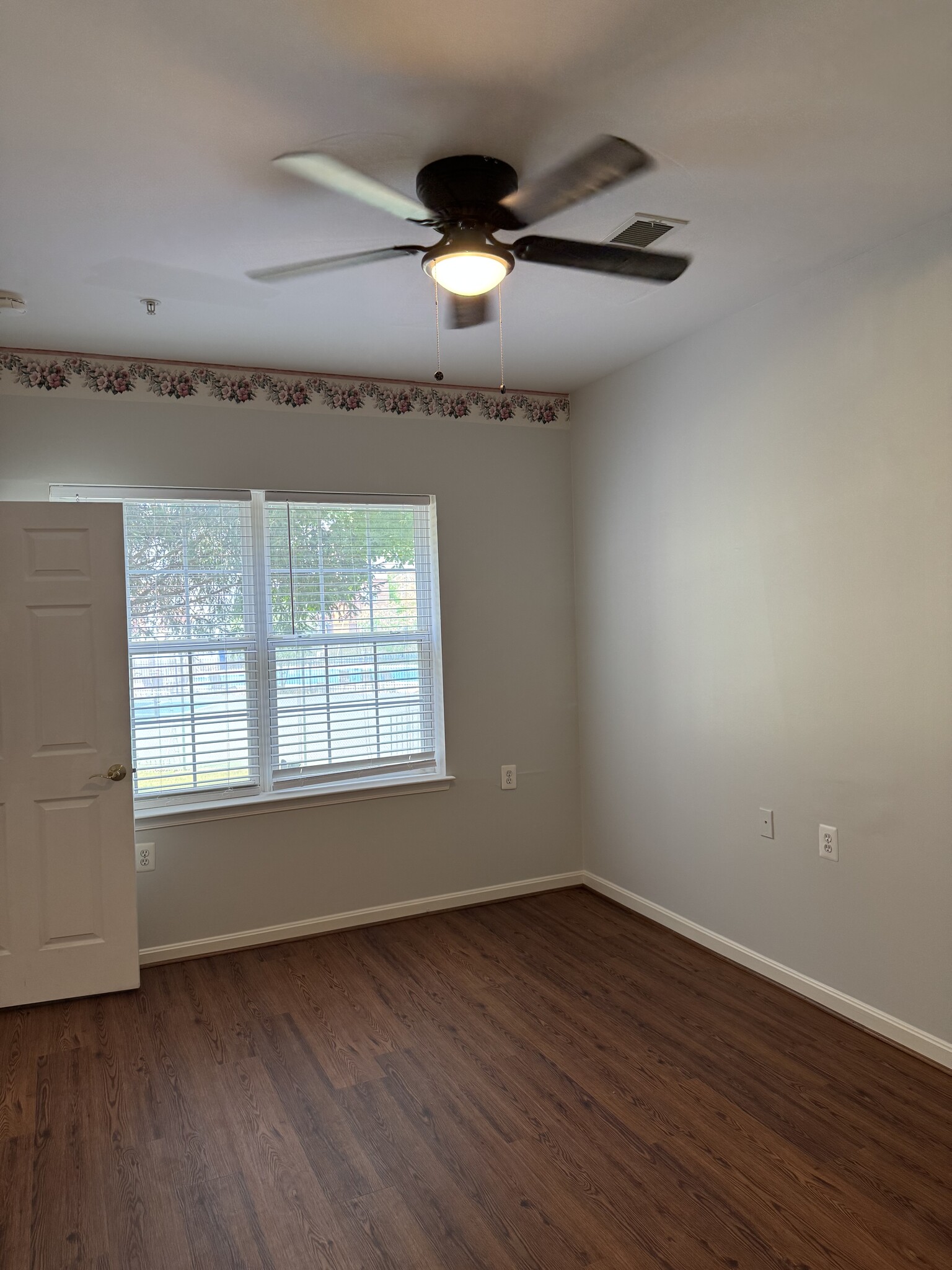 Building Photo - 14040 New Acadia Ln