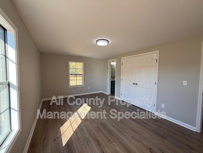 Building Photo - 1055 Motley Rd