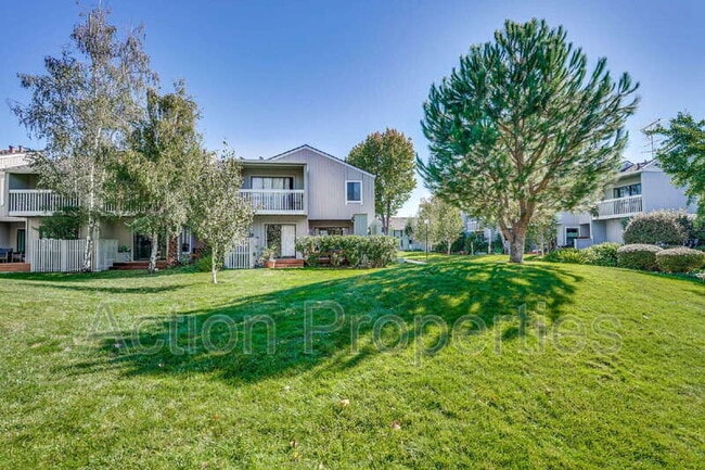 Building Photo - 209 Ortega Ave