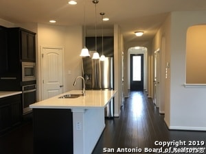 Building Photo - 6602 Willow Farm