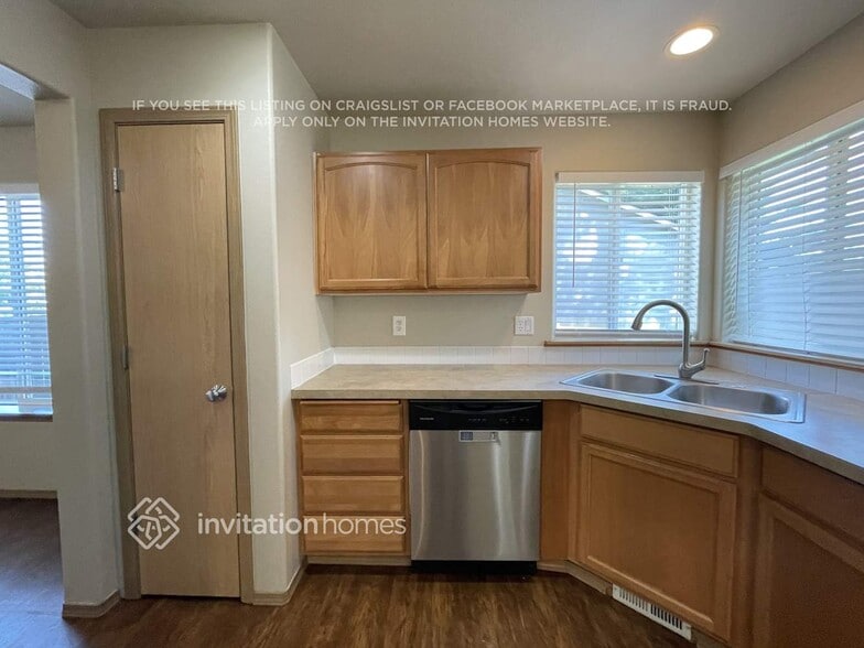 Building Photo - 8514 186th St Ct E