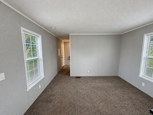 Building Photo - 270 Spruce