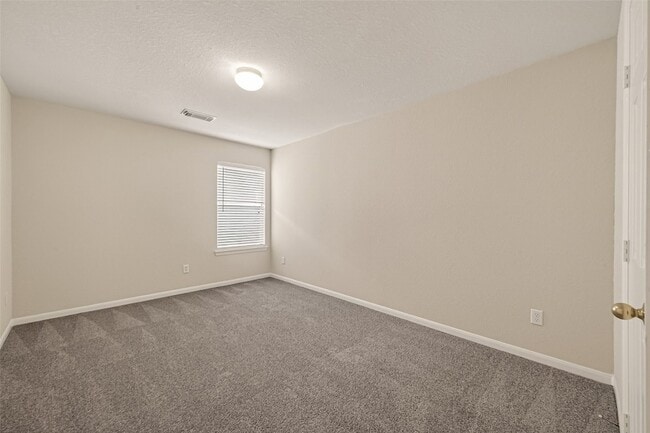 Building Photo - 13915 Maleewan Ln