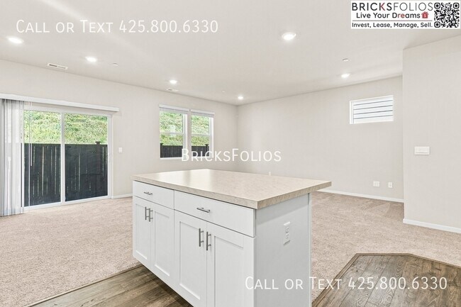 Building Photo - 4237 Pronghorn Pl