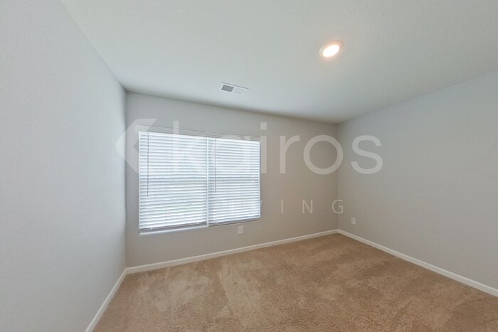 Building Photo - 1422 Native Gdn Rd