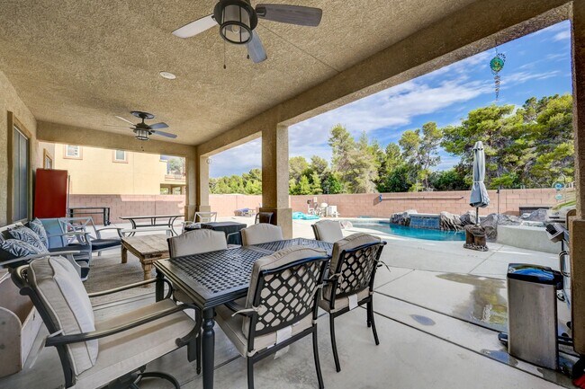 Building Photo - 4 Bedroom With a Pool in North Las Vegas- ...