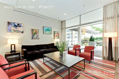 Building Photo - 800 4th St SW
