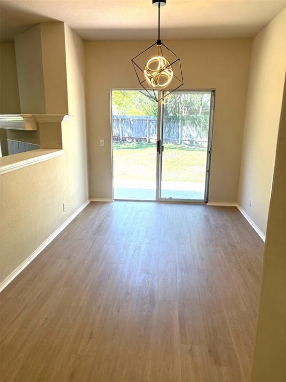 Building Photo - 3304 Santee Dr