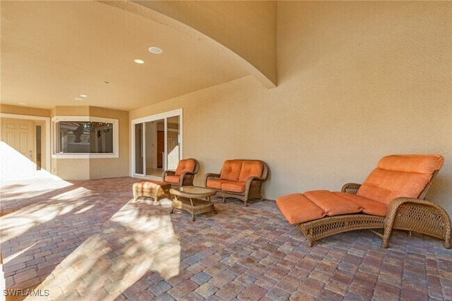 Building Photo - 5030 Rustic Oaks Cir
