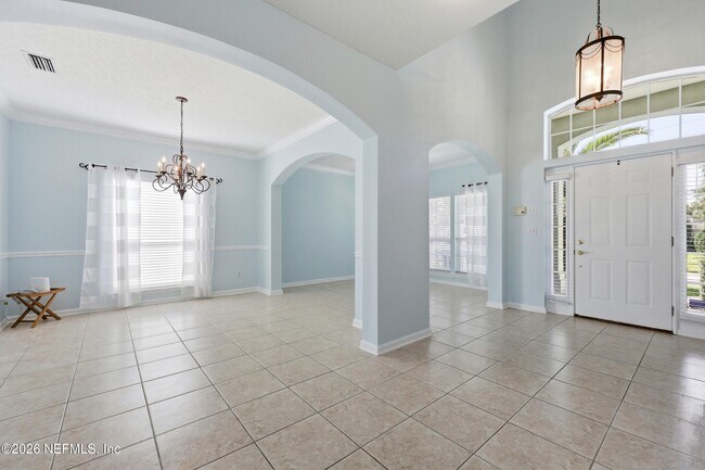 Building Photo - 821 Bonaire Cir