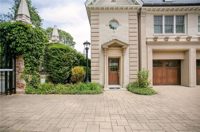 Primary Photo - 241 Ruggles Ave