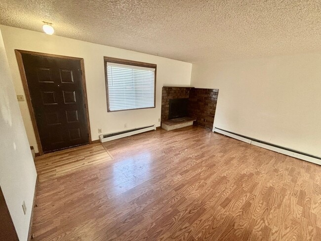 Building Photo - 1624 Azalea Dr