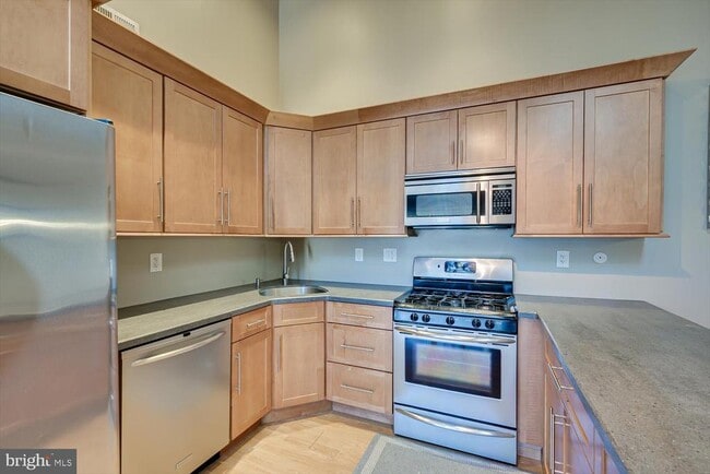 Building Photo - 268 Kempsey Dr
