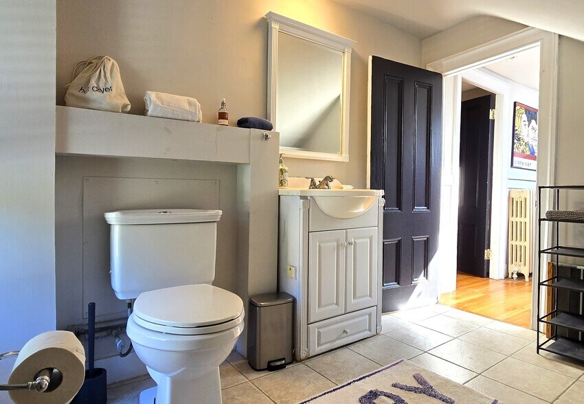 Building Photo - 54 Dudley St