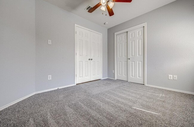 Building Photo - 1111 Whitley Dr