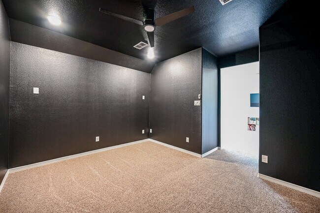 Building Photo - 30718 Parkside Passage Dr
