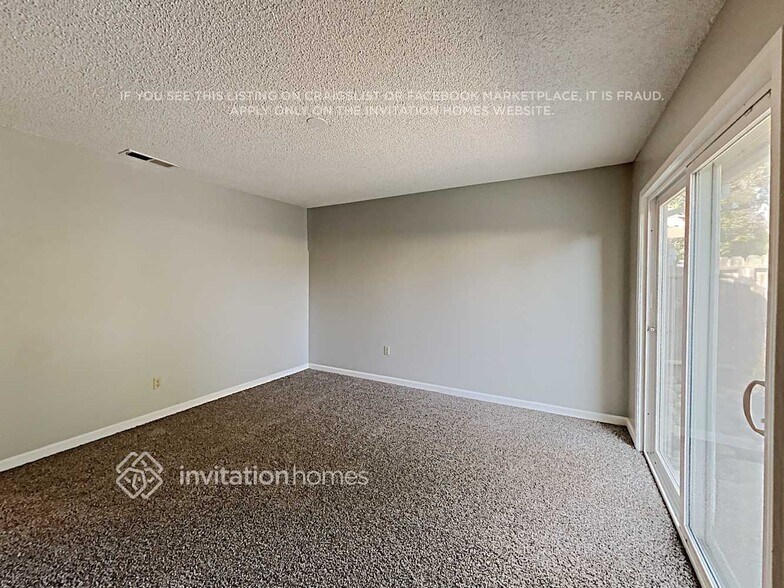 Building Photo - 8977 Park Meadows Dr