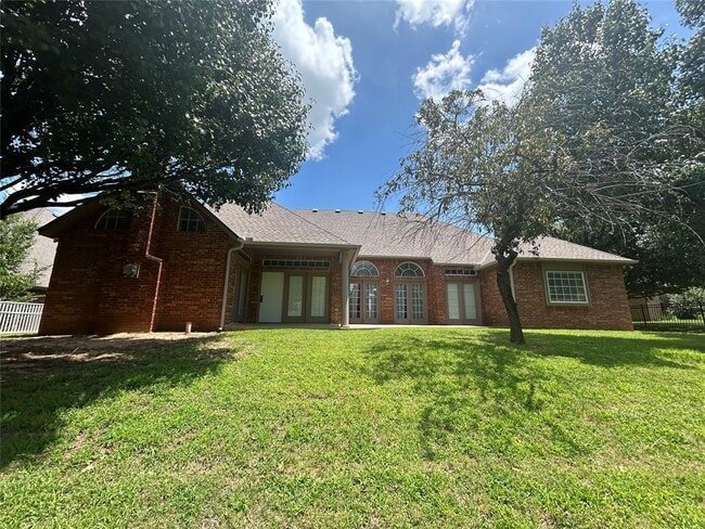 Building Photo - 16521 Fenwick Blvd