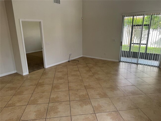 Building Photo - 314 Terracina Dr