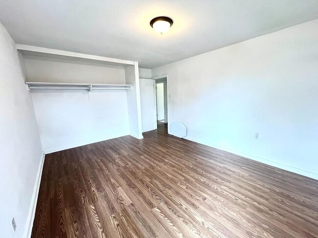 Building Photo - 4315 Spring Oak Dr