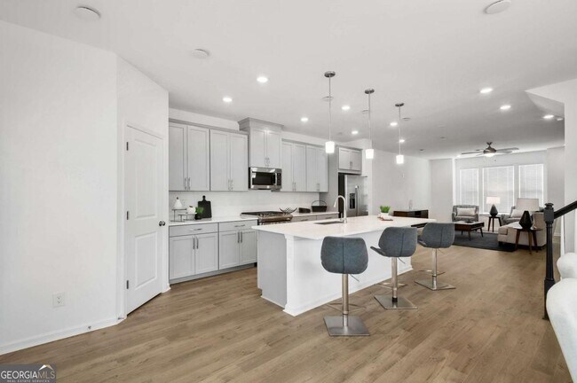 Building Photo - 1546 Halstead Pl