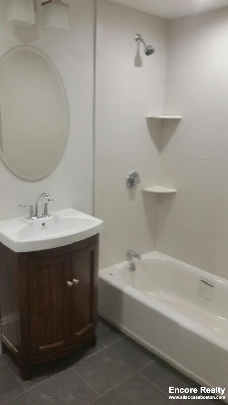 Building Photo - 2044 Beacon St