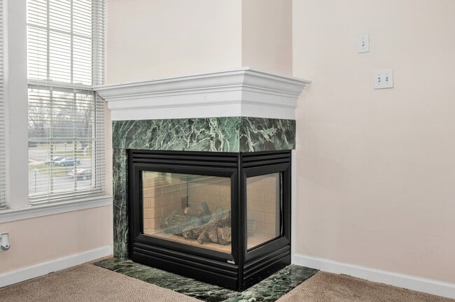 Building Photo - 500 Bradley Ct