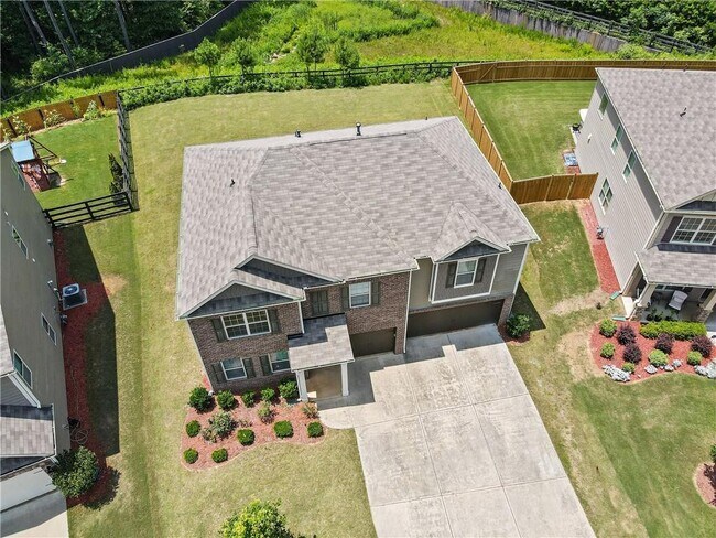 Building Photo - 6325 Pine Bluff Dr