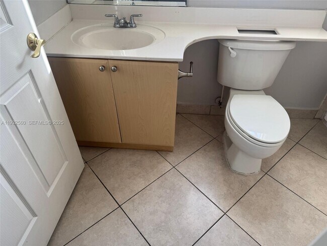 Building Photo - 2280 SW 32nd Ave