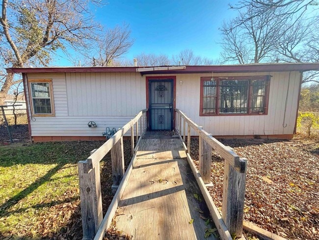 Primary Photo - 1505 Smith St